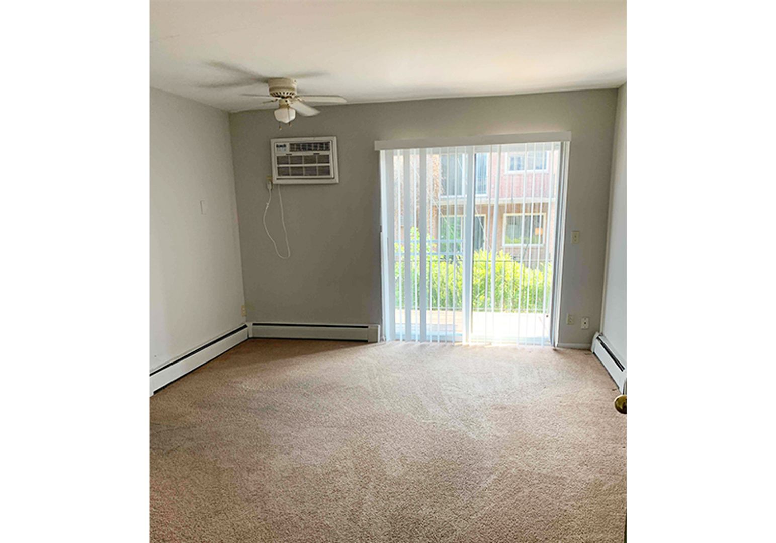 Cincinnati Apartment: 3245 Bishop Street