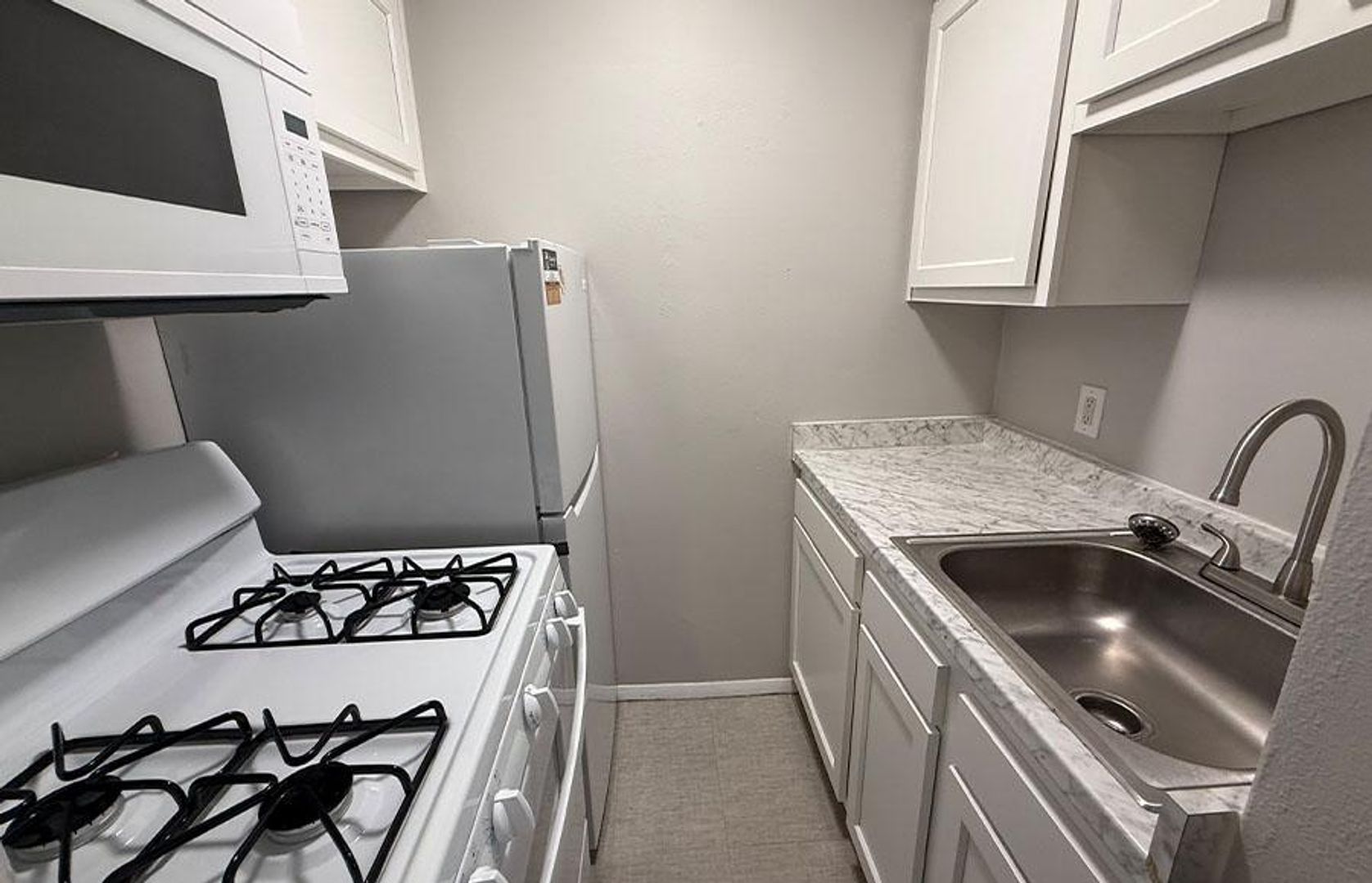 Cincinnati Apartment: 3209 Bishop Street