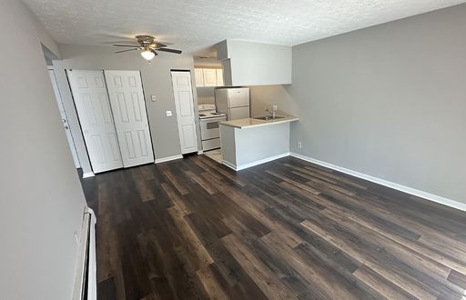 615 Lowell Ave #8 – photo 1