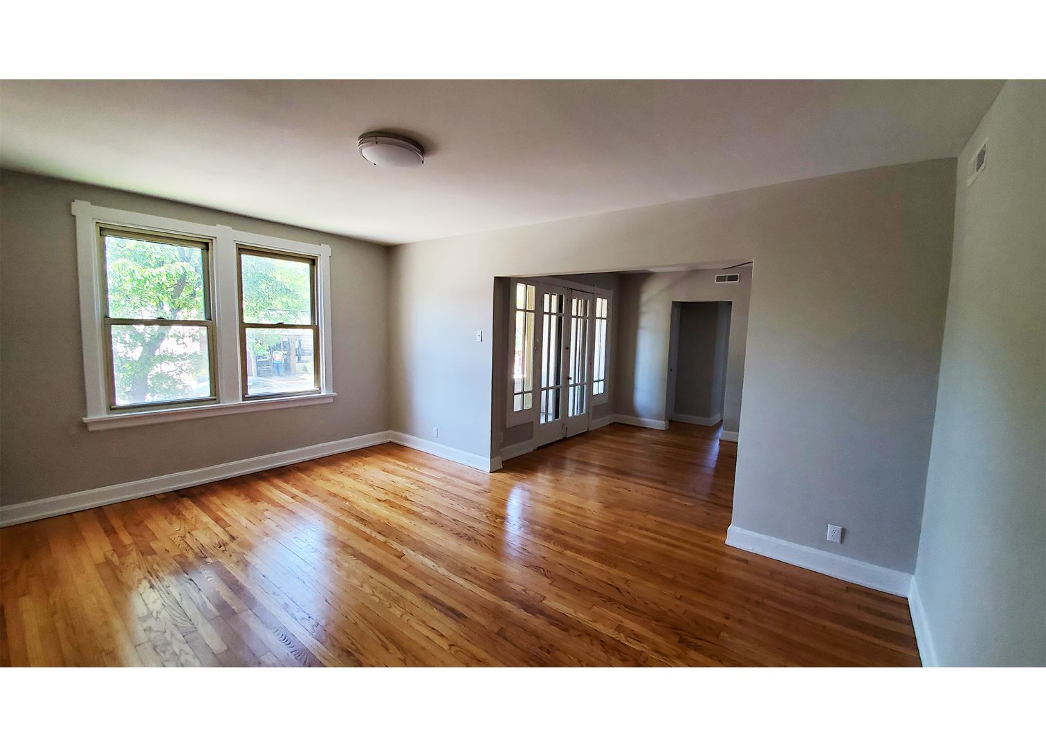 Cincinnati Apartment: 3404 Whitfield Avenue
