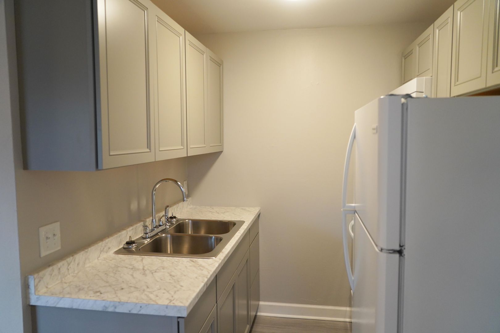 Cincinnati Apartment: 3245 Bishop Street