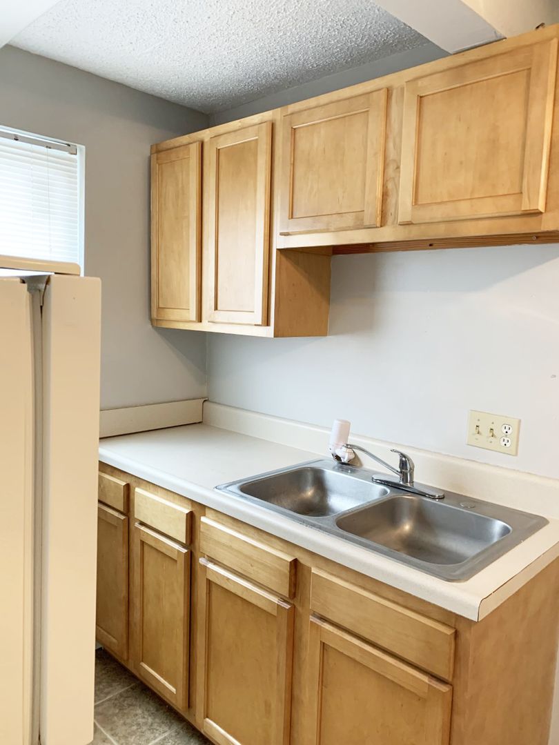 Cincinnati Apartment: 3051 Marshall Avenue