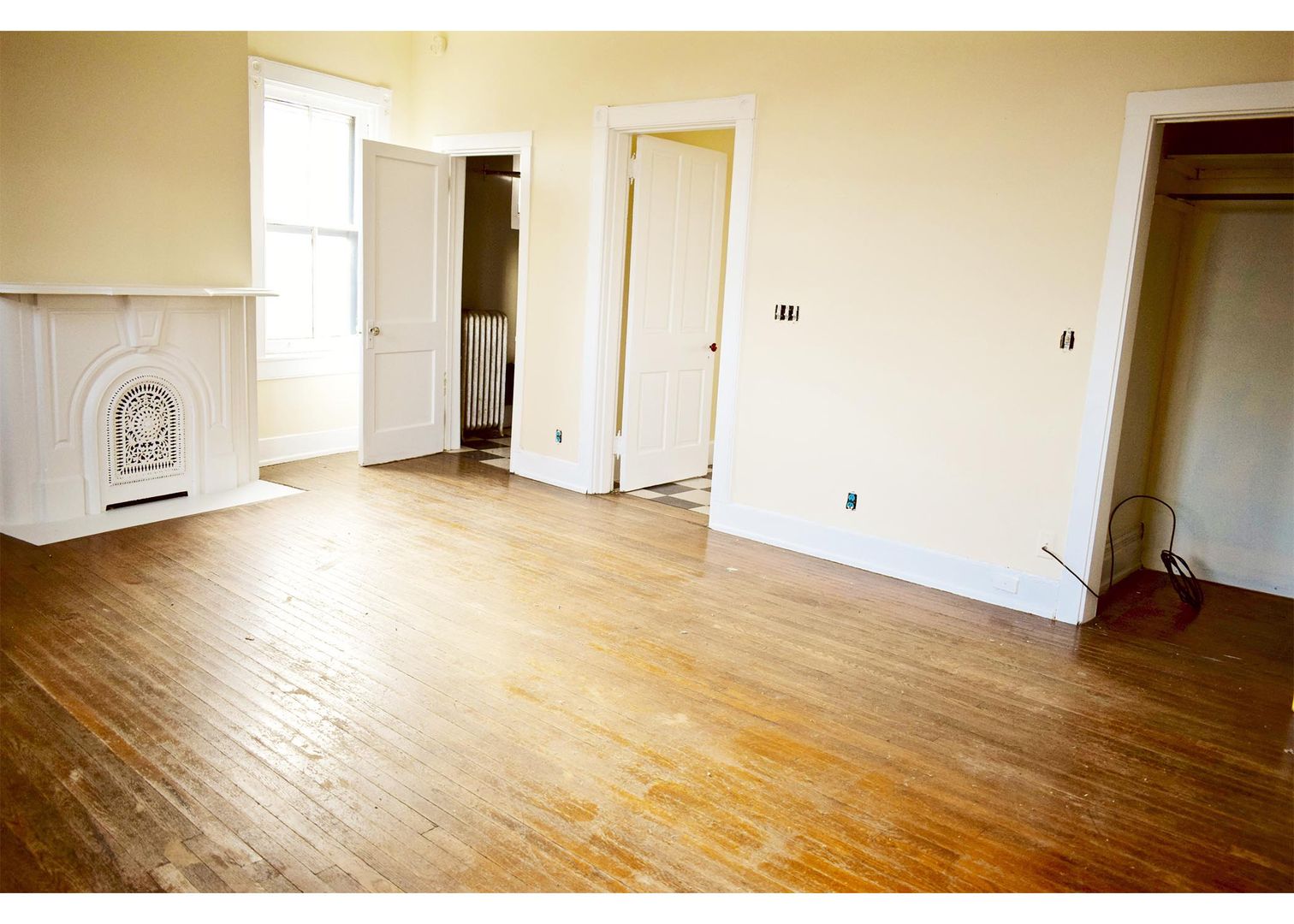 Cincinnati Apartment: 2215-2217-2219 Ohio Avenue