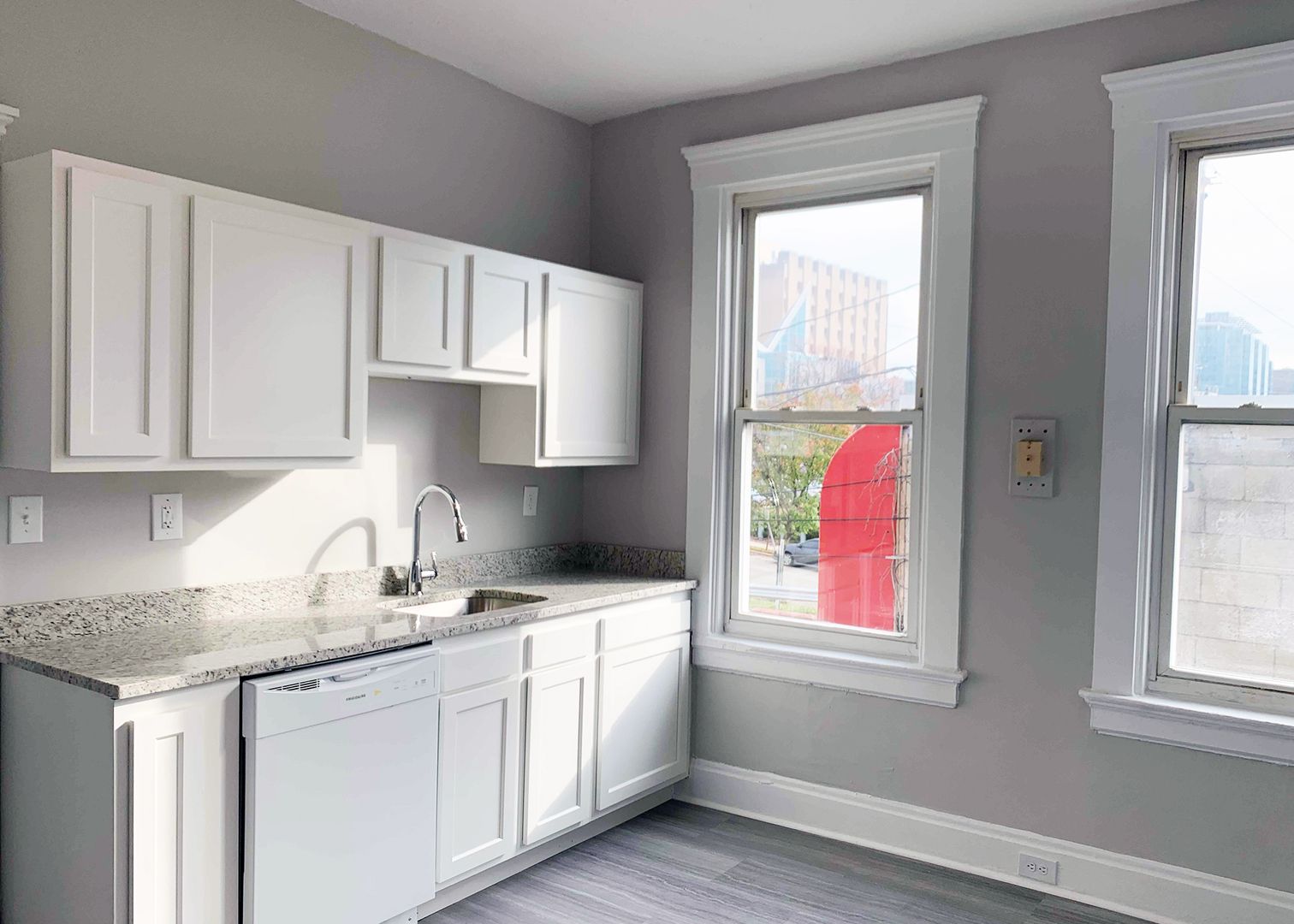 Cincinnati Apartment: 3207 Jefferson Avenue