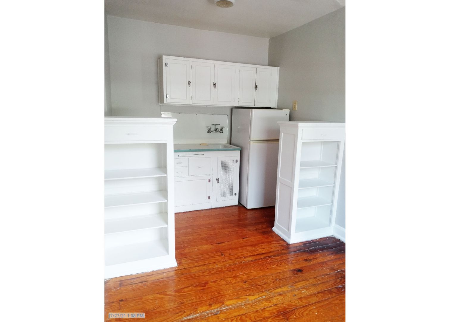 Cincinnati Apartment: 451 Ludlow Avenue