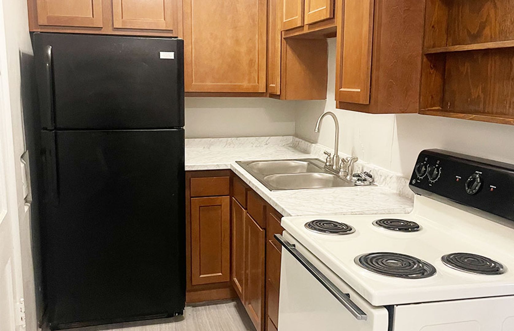 Cincinnati Apartment: 332 Ludlow Avenue