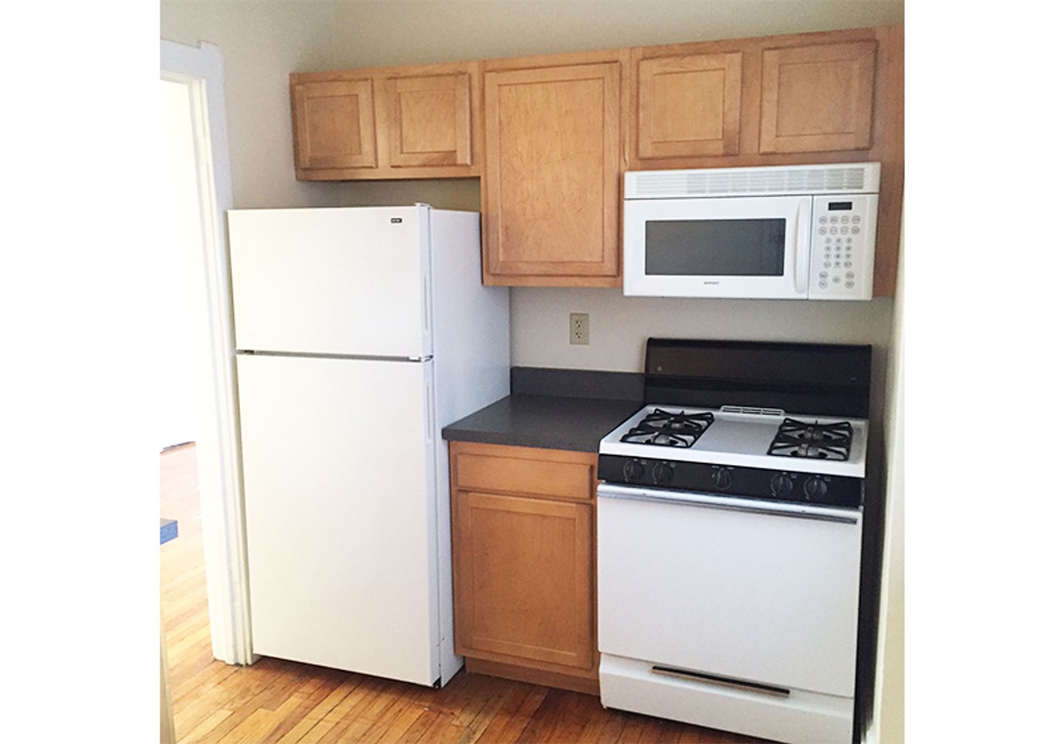 Cincinnati Apartment: 3404 Whitfield Avenue