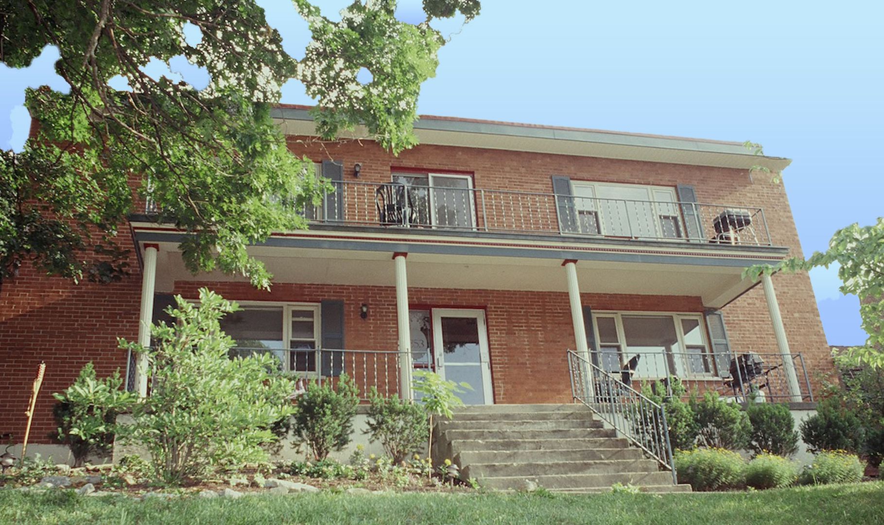 Cincinnati Apartment: 353 McAlpin Avenue