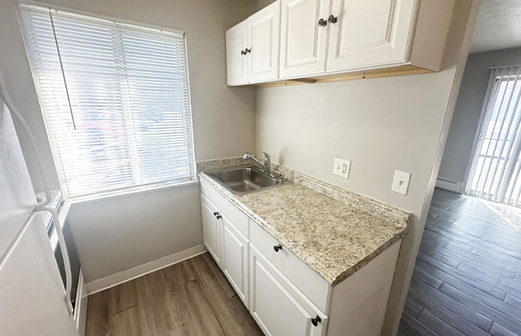 Cincinnati Apartment: 714 Clifton Colony Dr