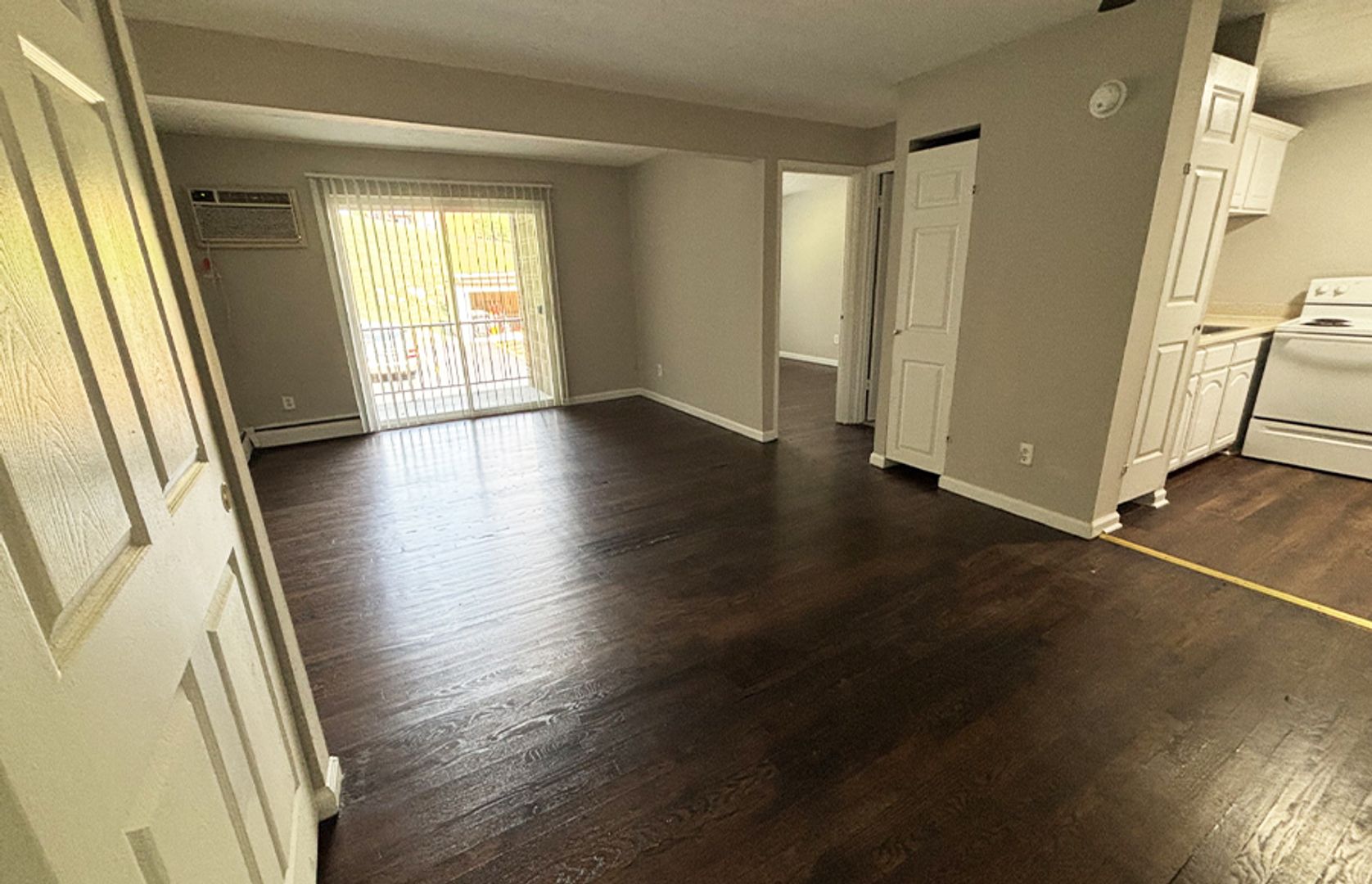 Cincinnati Apartment: 714 Clifton Colony Dr