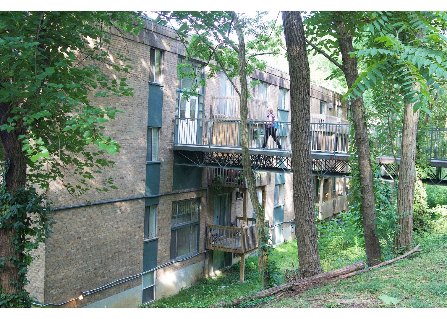 Cincinnati Apartment: 3051 Marshall Avenue