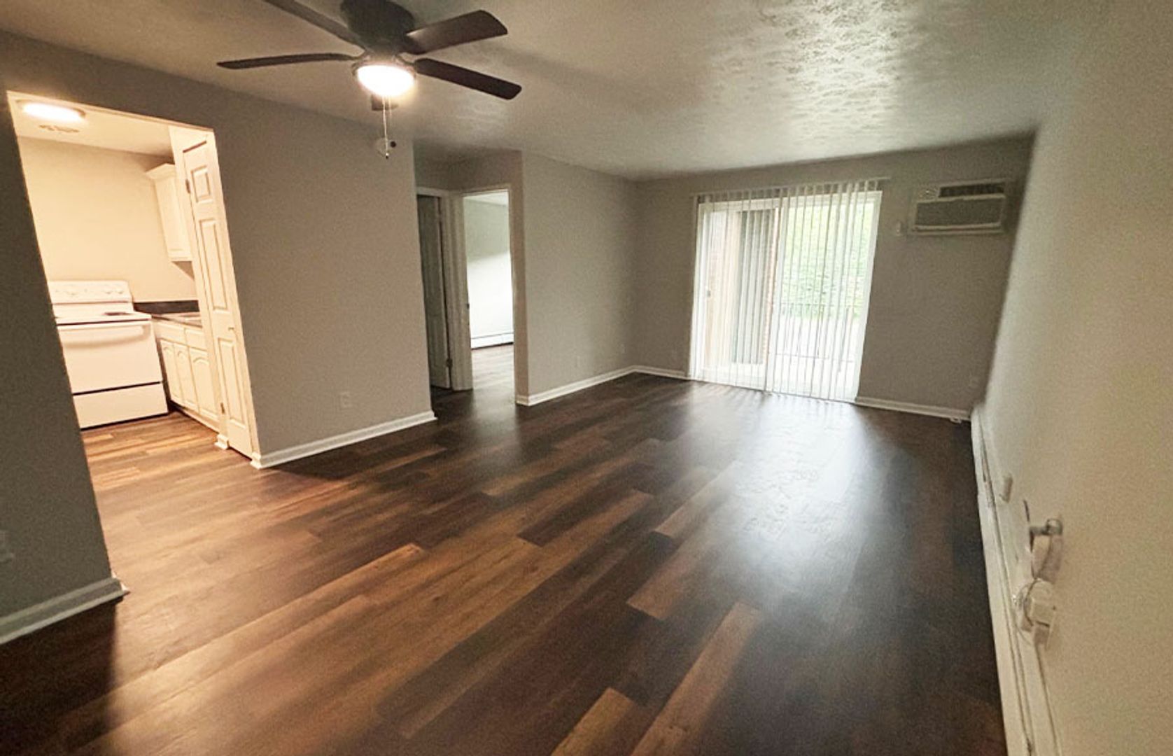 Cincinnati Apartment: 714 Clifton Colony Dr