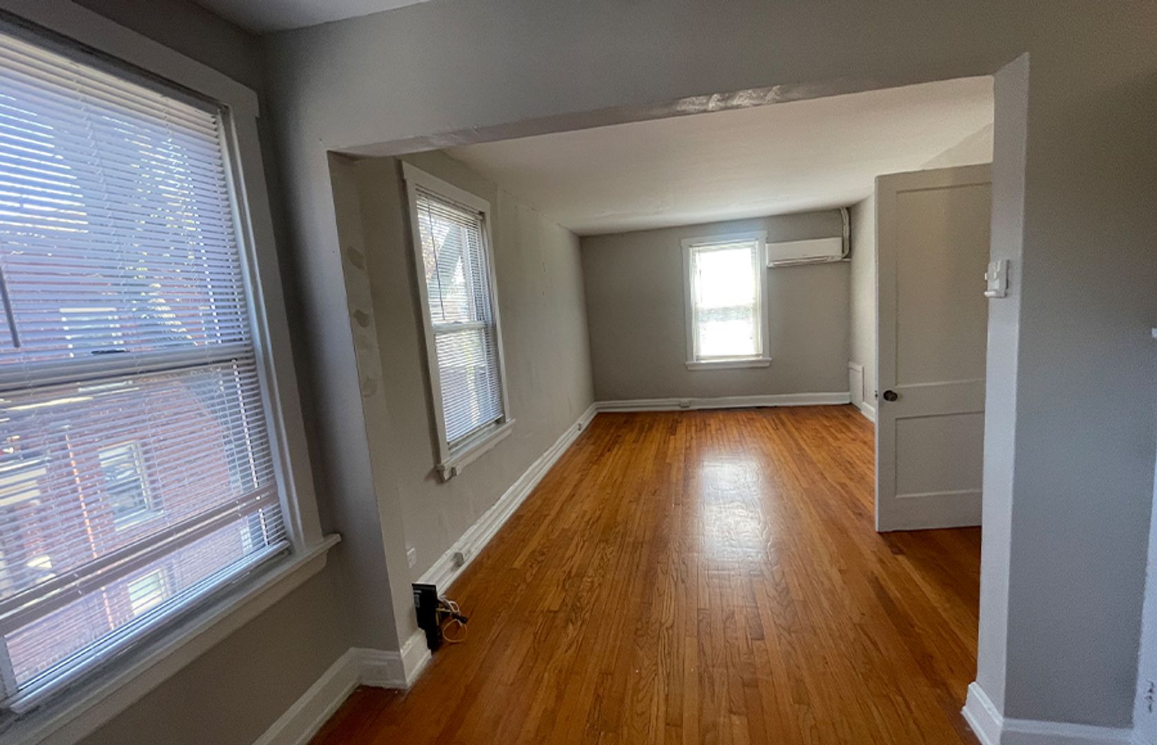 Cincinnati Apartment: 3404 Whitfield Avenue