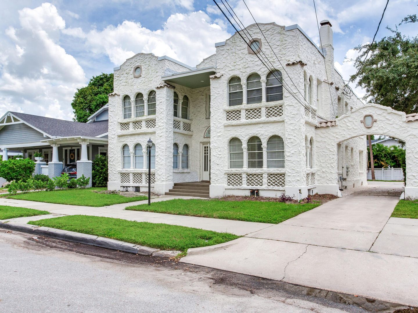 Tampa Apartment: 2114 & 2116 Dekle Ave