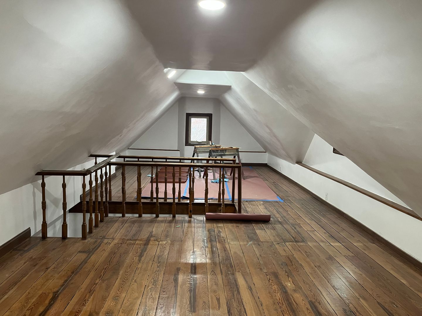 Covington Apartment: 1927 Scott Boulevard