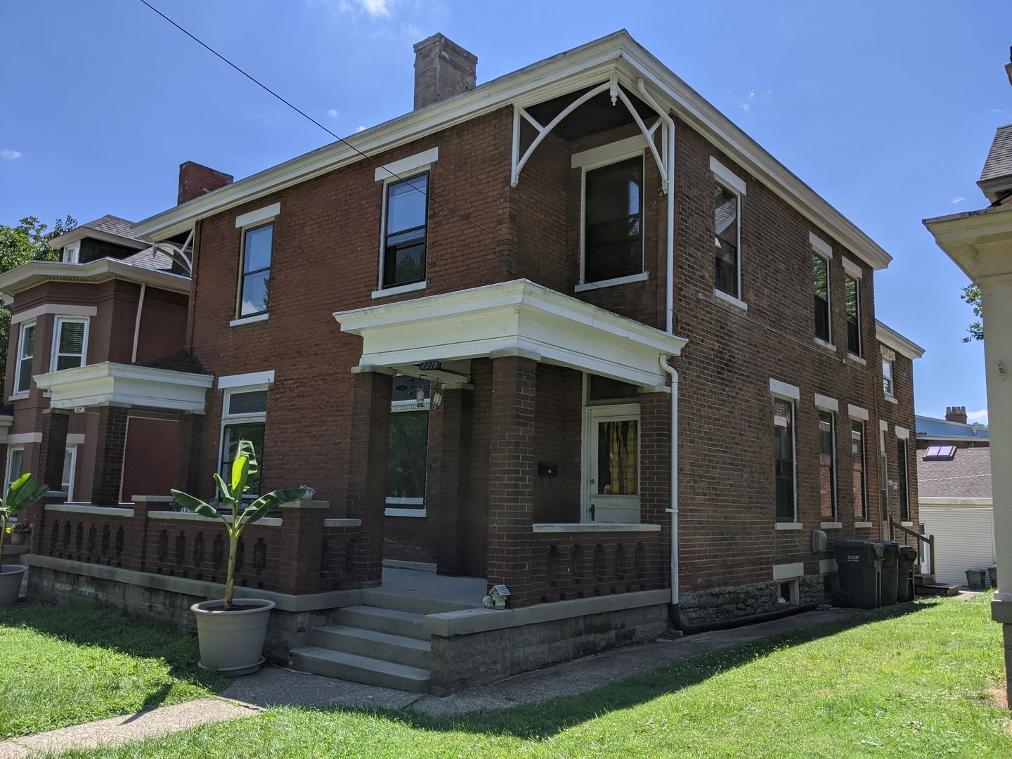 Covington Apartment: 2219 Scott Boulevard