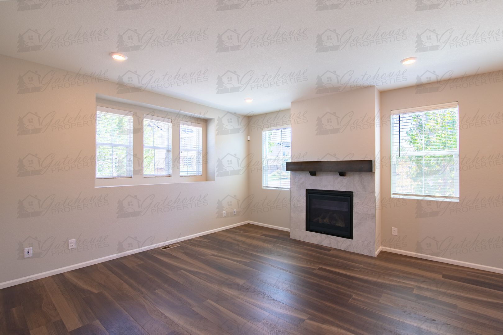 10294 East 59th Avenue 6 of 12