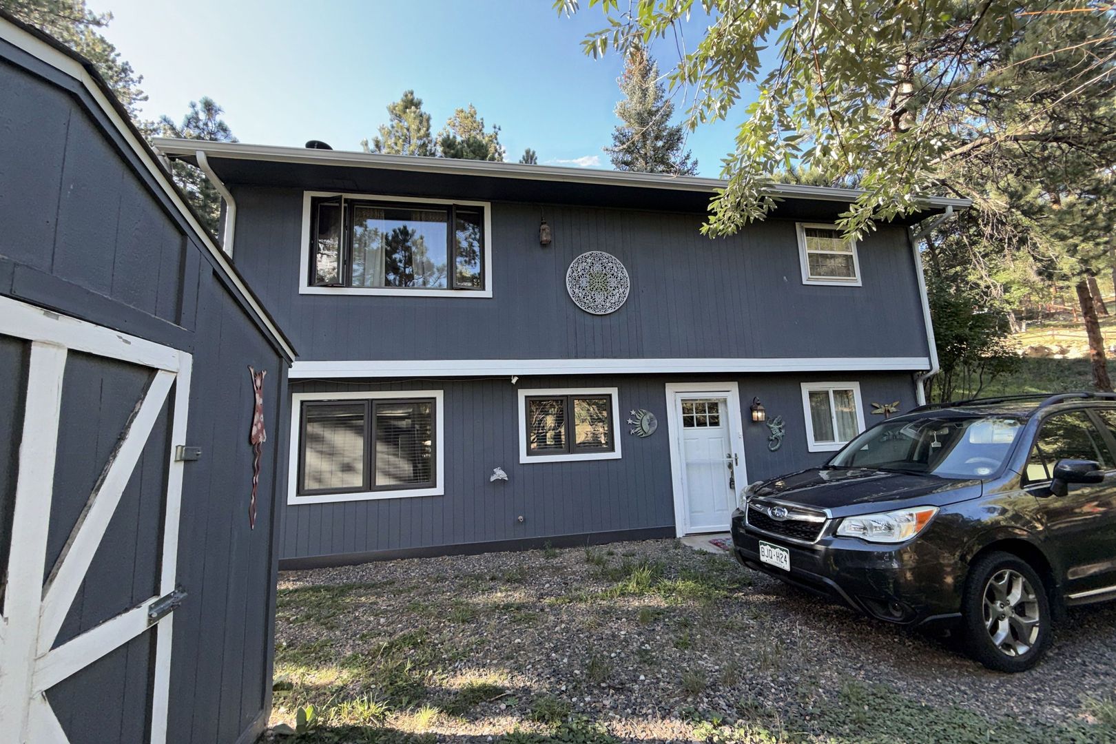 Evergreen House: 27535 Mountain Park Rd