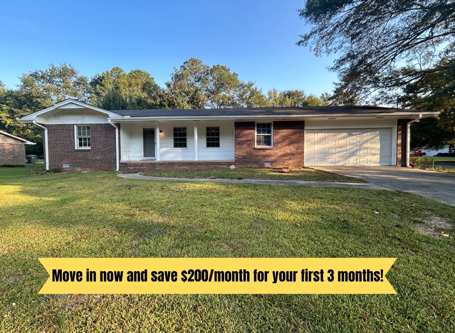 Fayetteville House: 2000 Forest Dr