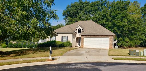 3 Bedroom Rental – 725 Old Stone Court, Stockbridge, GA 30281