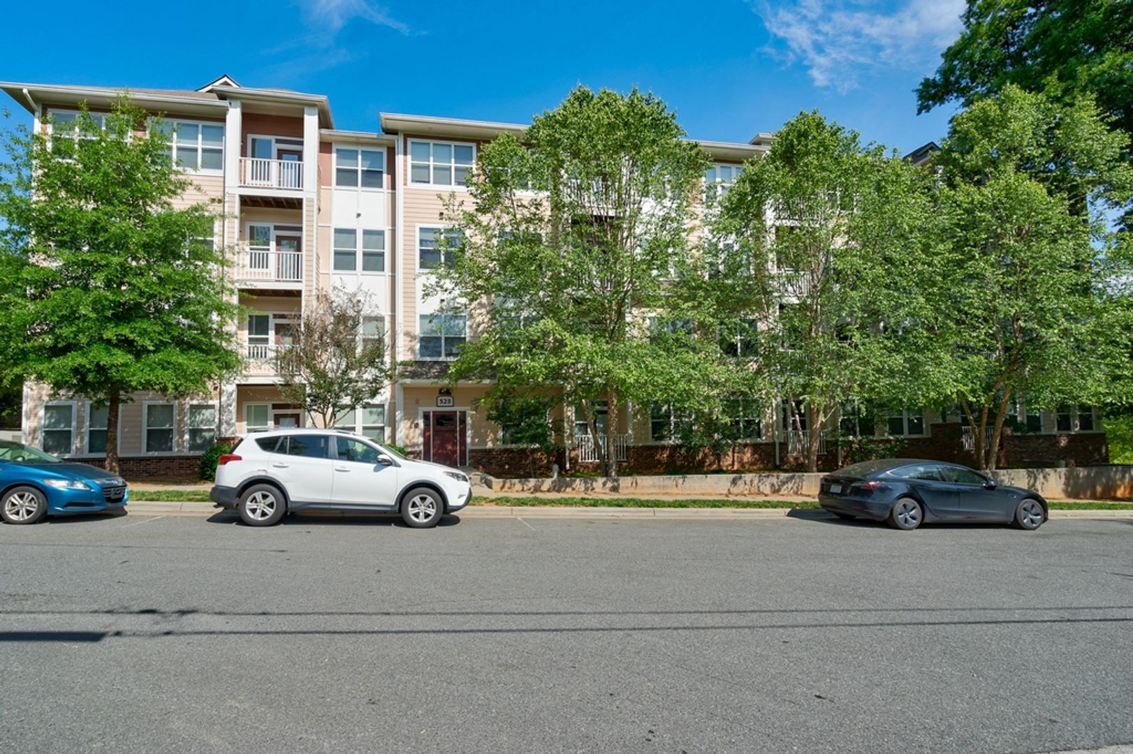 Charlotte Apartment: 523 Ridgeway Ave.