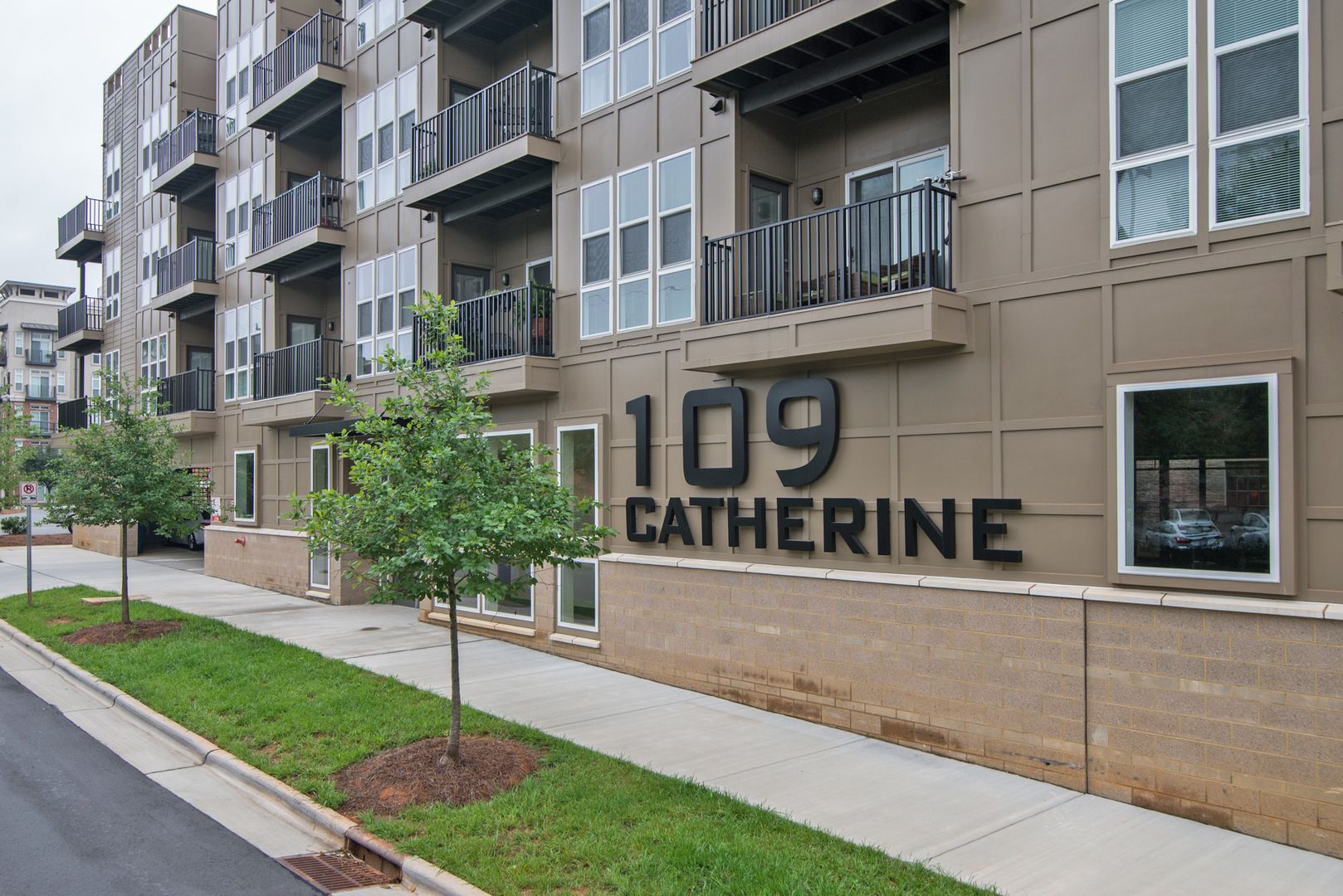 Charlotte Apartment: 109 W Catherine St.