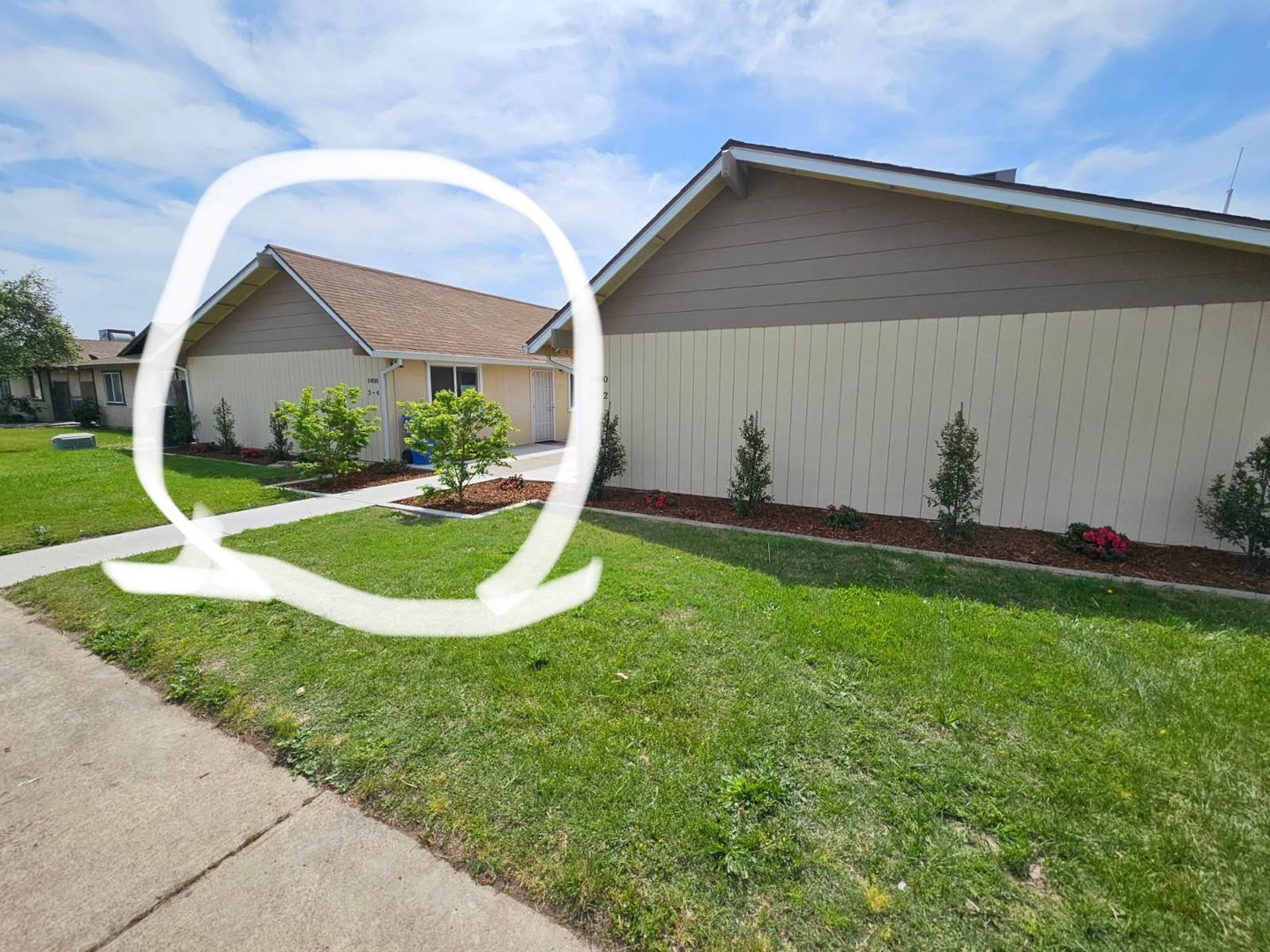 Turlock Apartment: 1400 W. Canal St