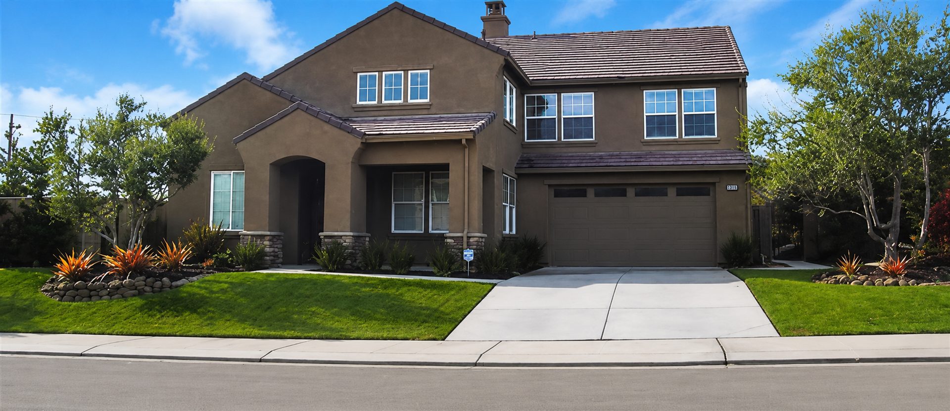 Patterson House: 20401 Panoz Rd