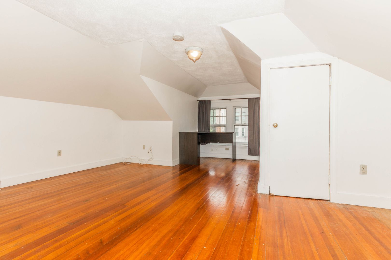 Boston House: 163 Strathmore