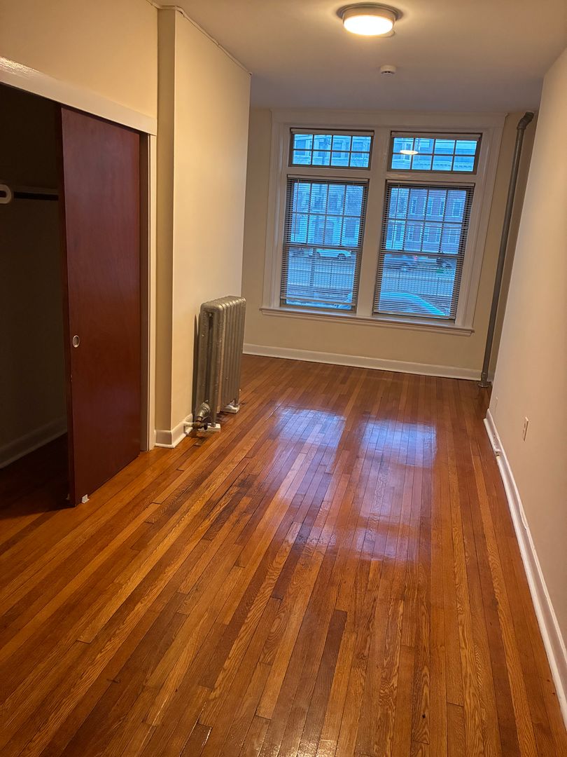 Boston House: 1311 Commonwealth Ave