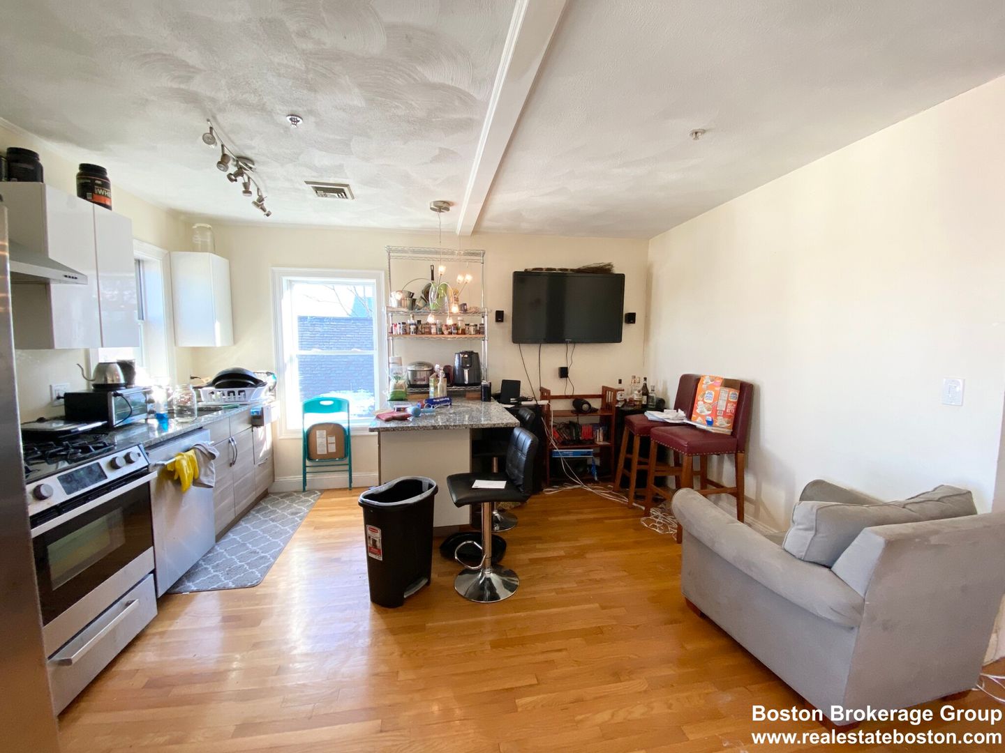 Boston House: 128 Hillside St