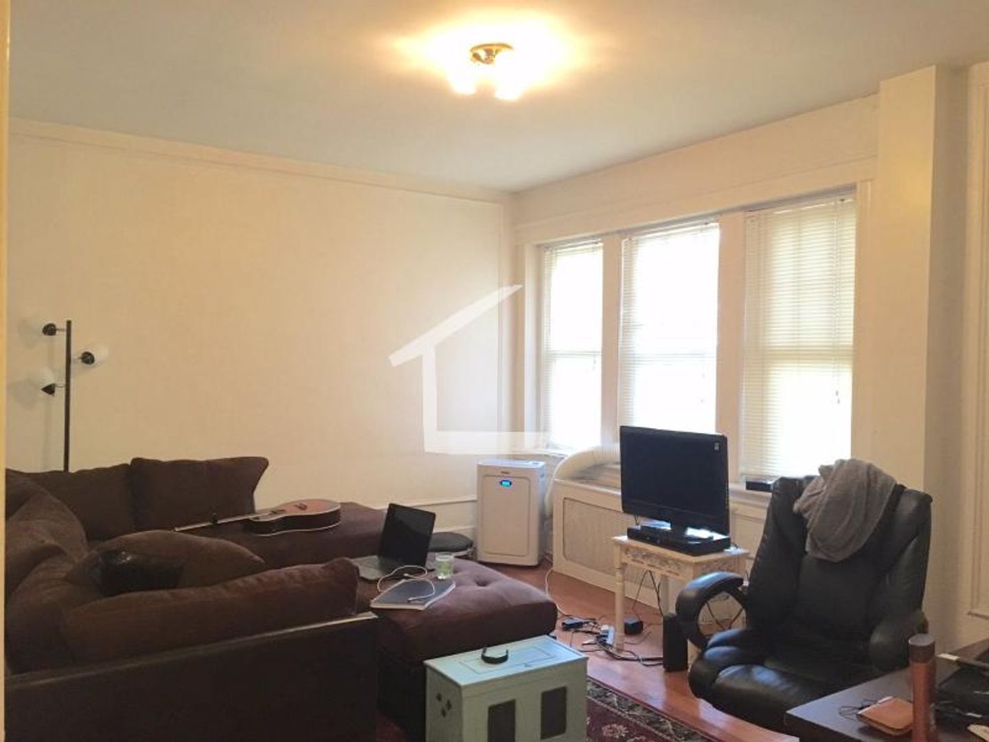 Boston Condo: 2023 Commonwealth Ave