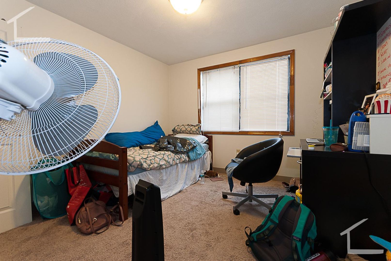 Boston House: 5 Darling St.