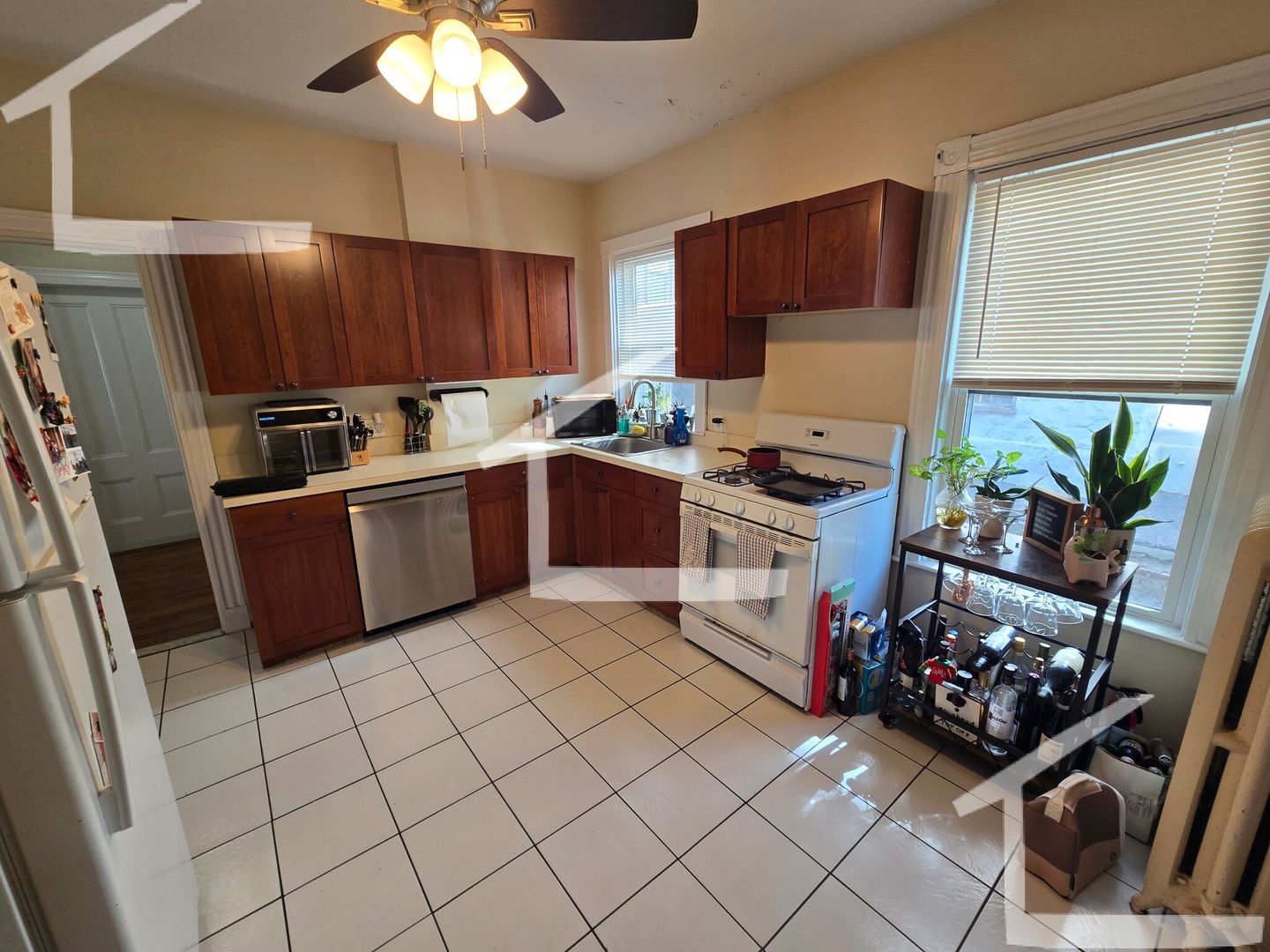 Brighton House: 45 Falkland St