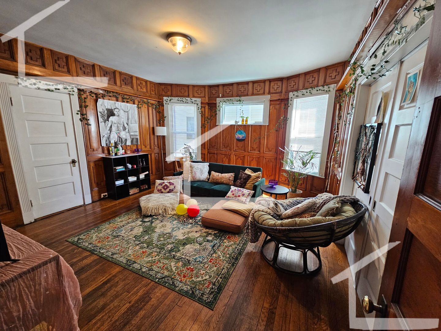 Boston House: 72 Ashford St