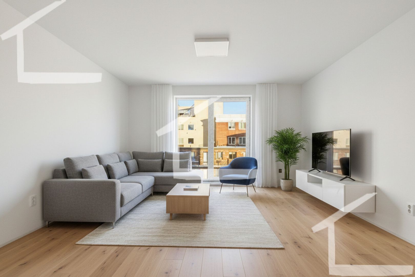 Boston Condo: 1039 Commonwealth Ave