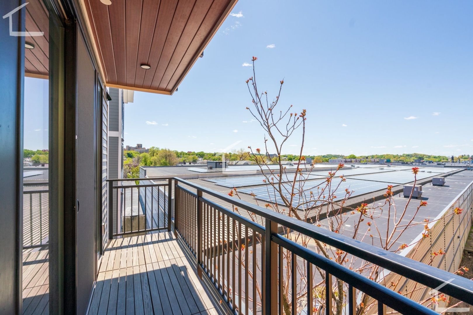 Boston Condo: 26 Hichborn 17