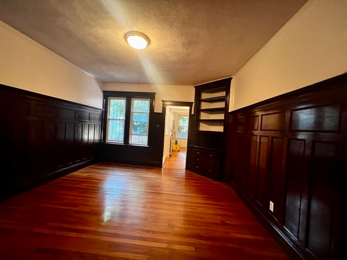 Boston House: 807B Centre St.