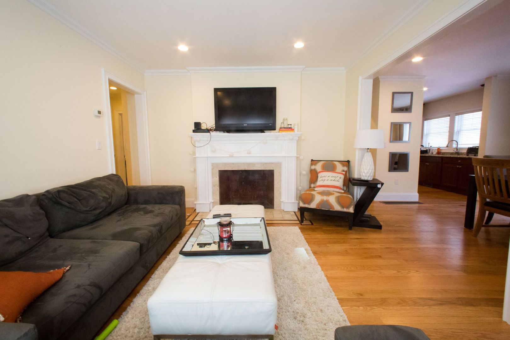 Brookline Condo: 35 Beaconsfield St.