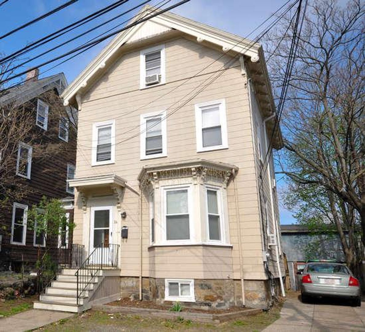 Boston House: 14 Highgate St.,