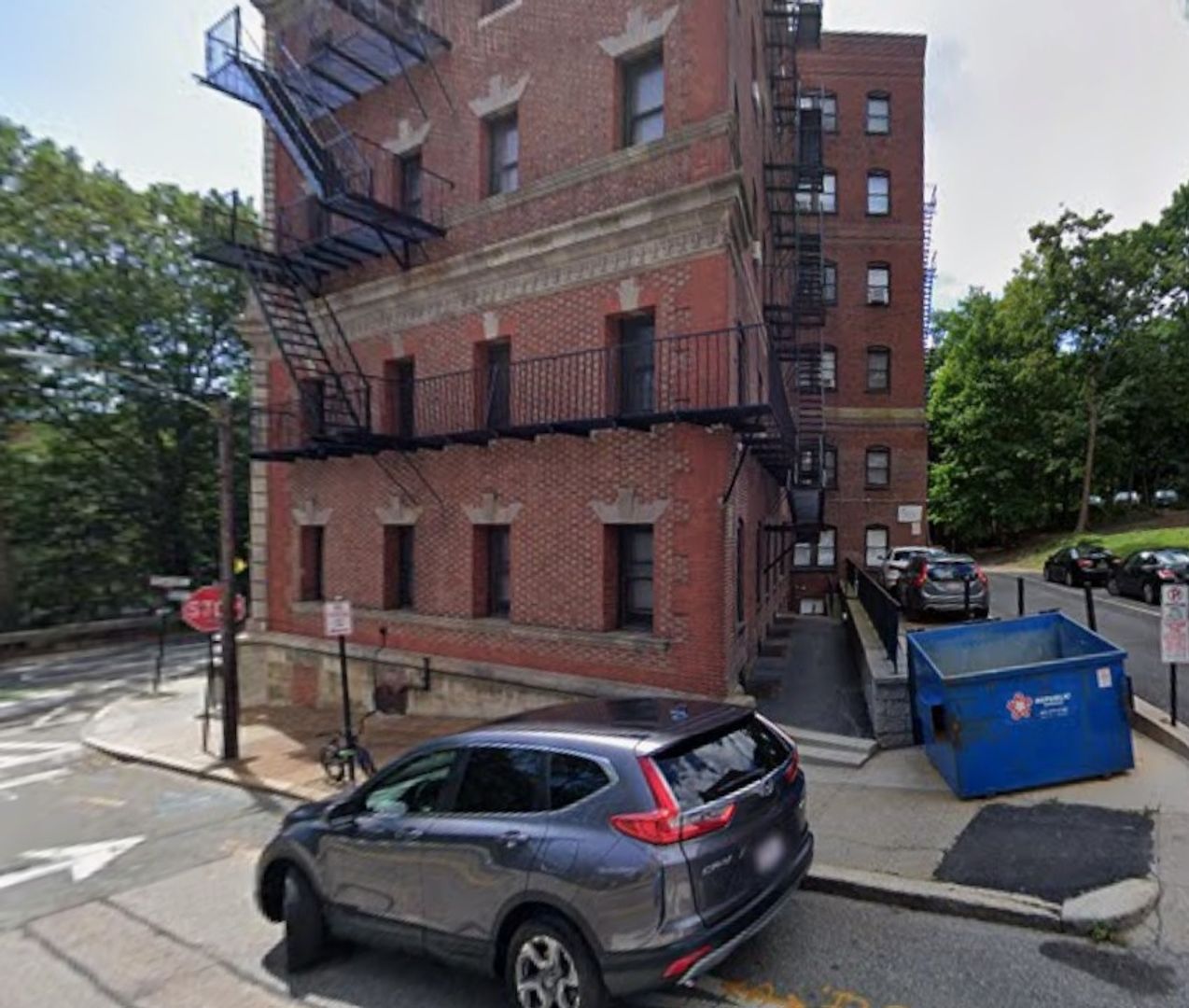 Brookline House: 1470B Beacon St.