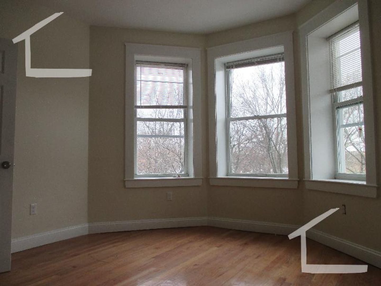 Boston Condo: 84 Fenway