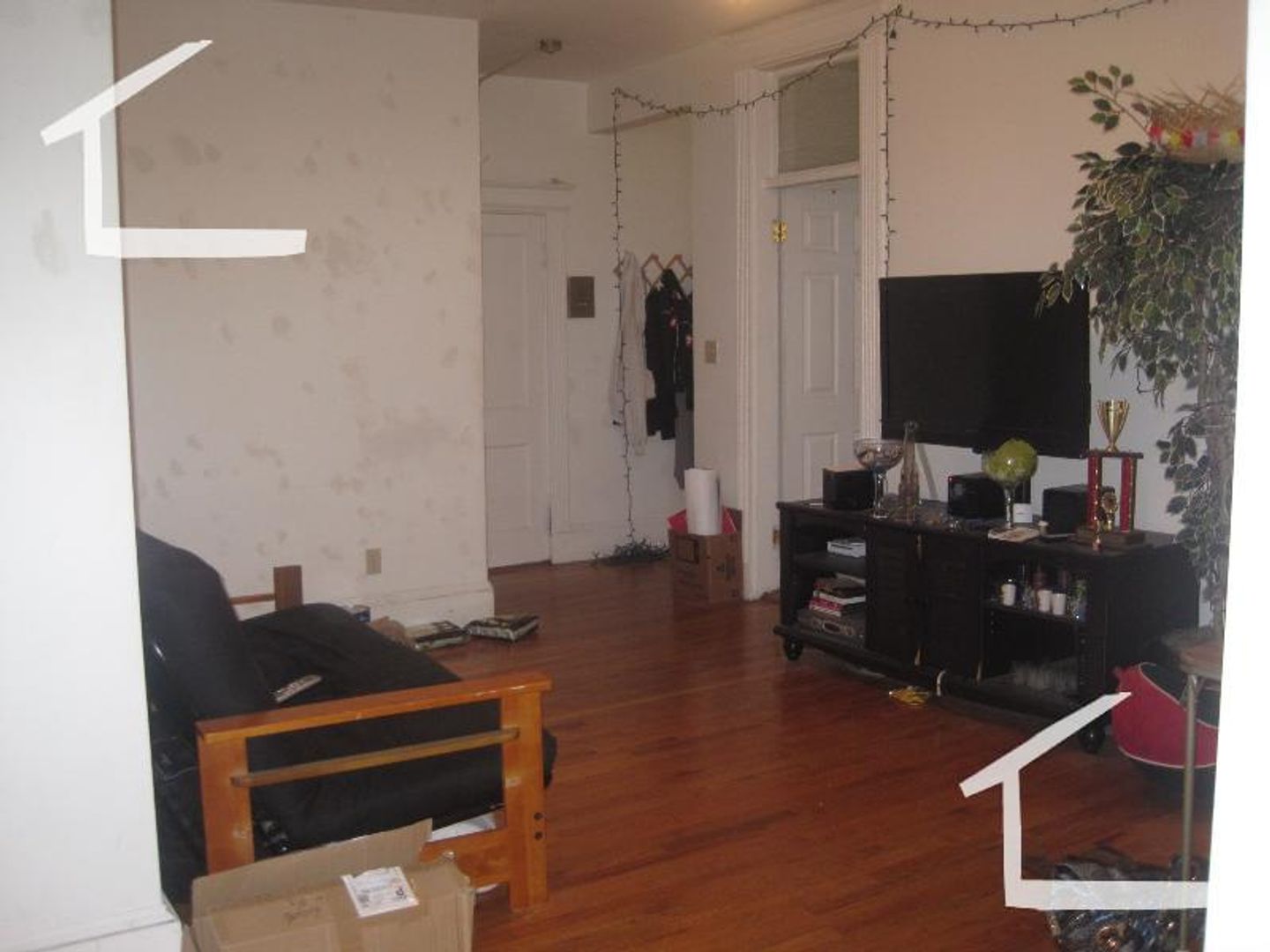 Boston House: 1254B Commonwealth Ave.