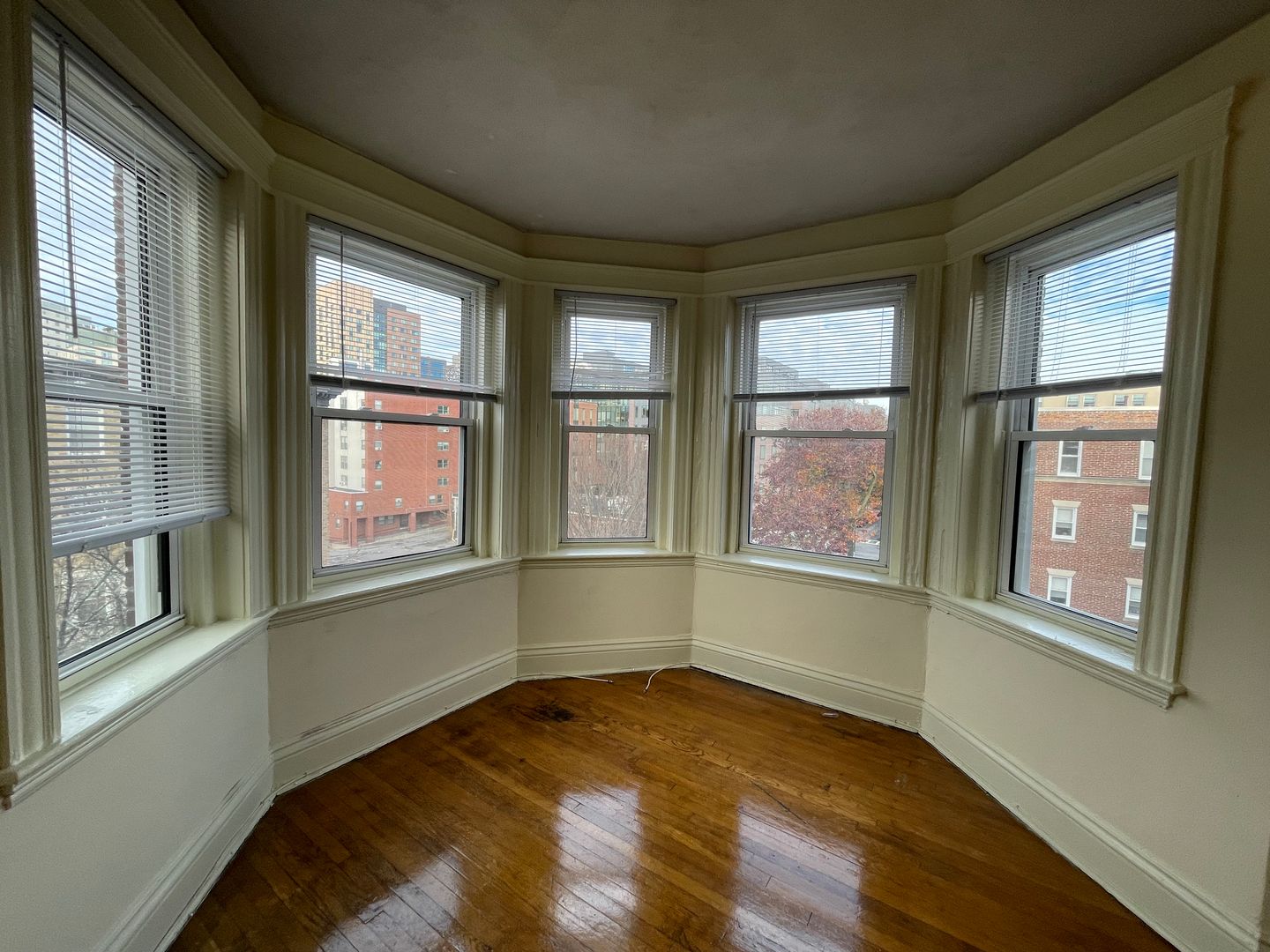 Boston Condo: 104 Queensberry