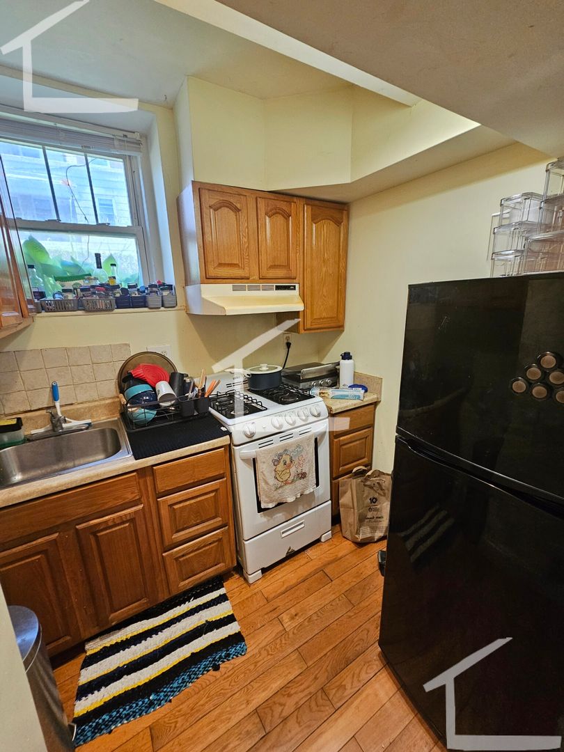 Boston Condo: 108 Washington St
