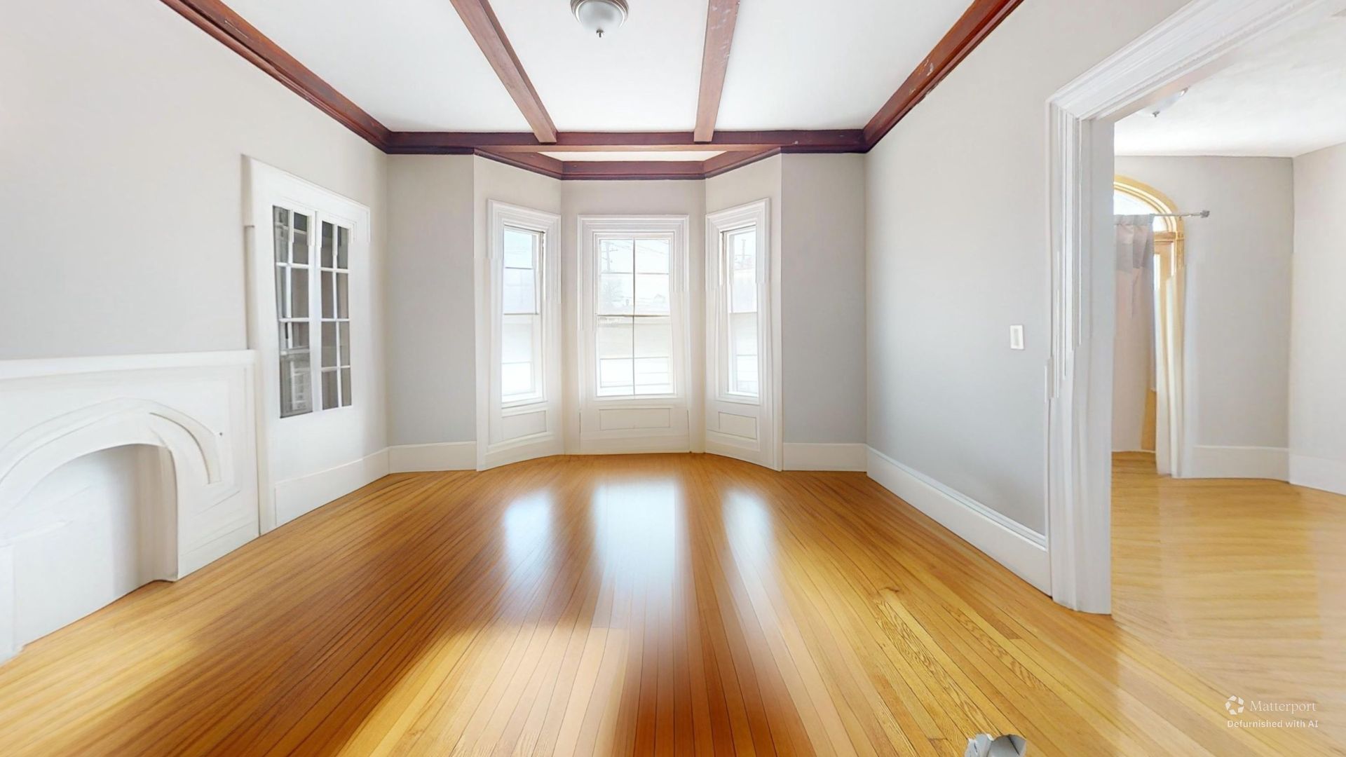 Watham House: 12 Lyman Street