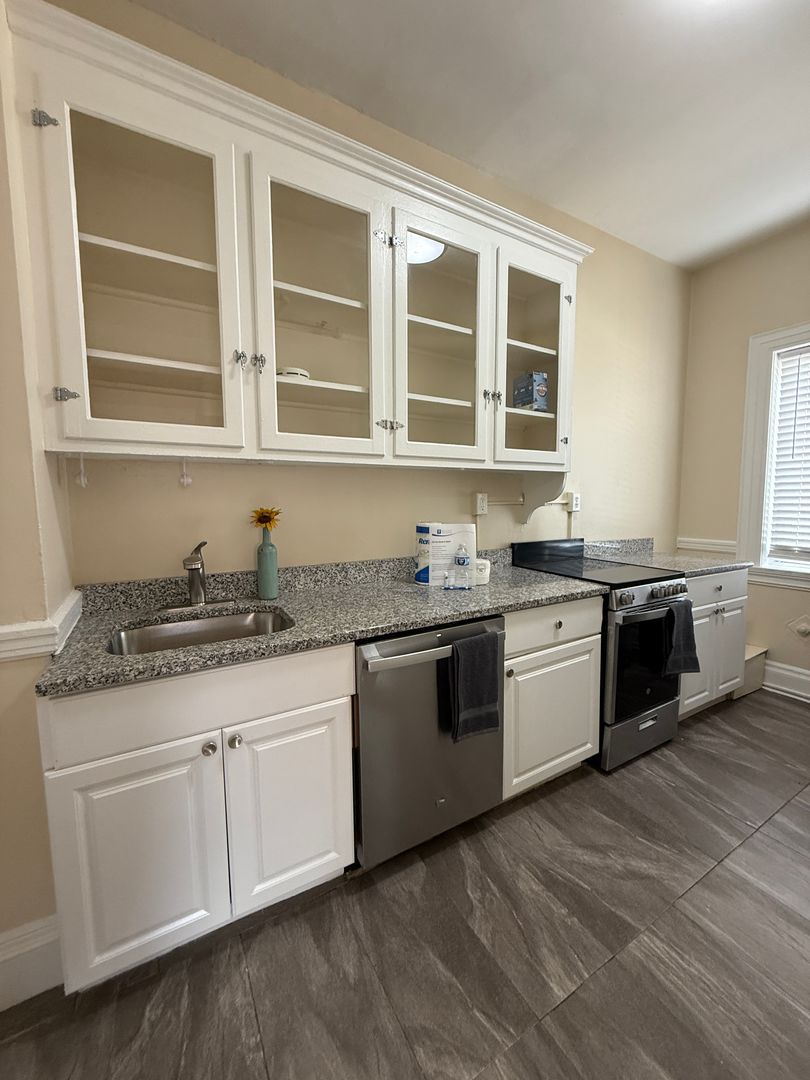 Brookline Condo: 1470 Beacon Street