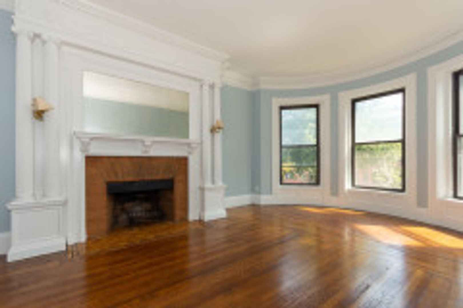 Boston Condo: 12 Bay State Rd