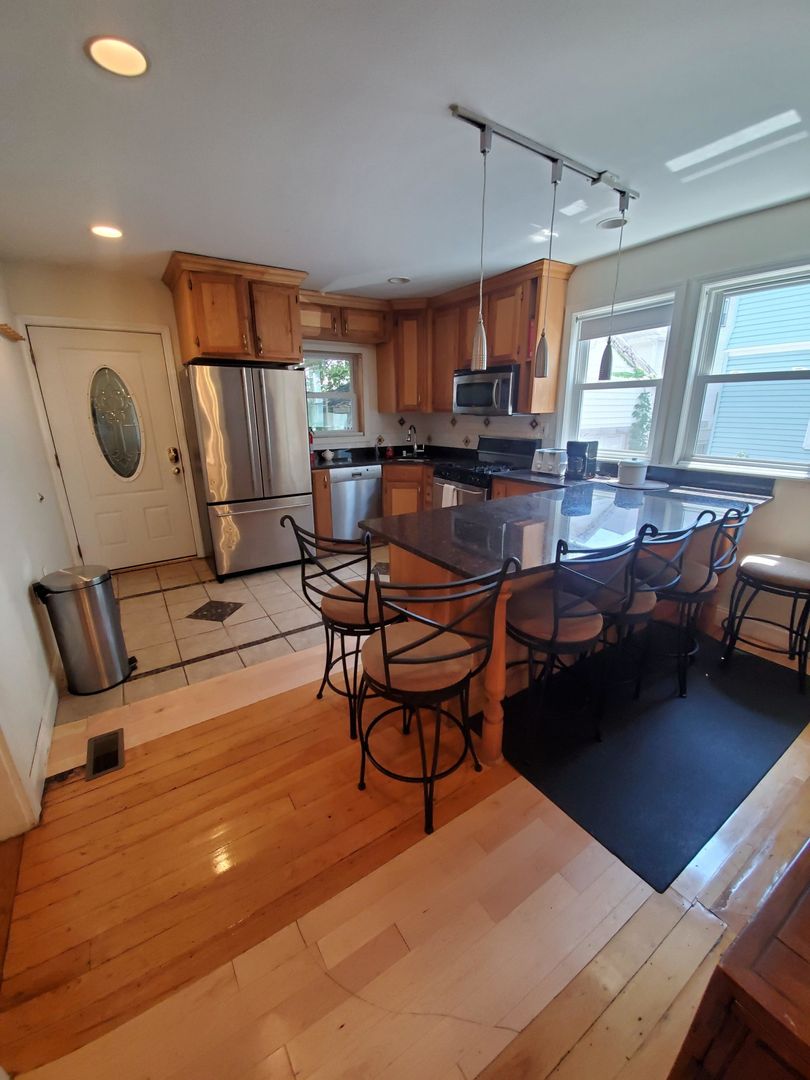 Boston Condo: 15 Holman St.,