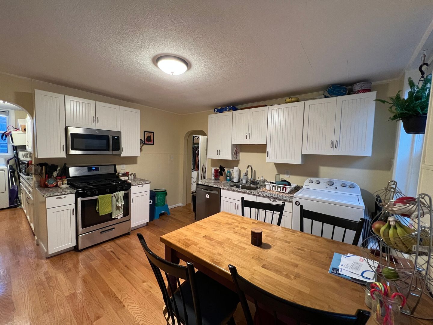 Somerville Condo: 31 Cameron Ave